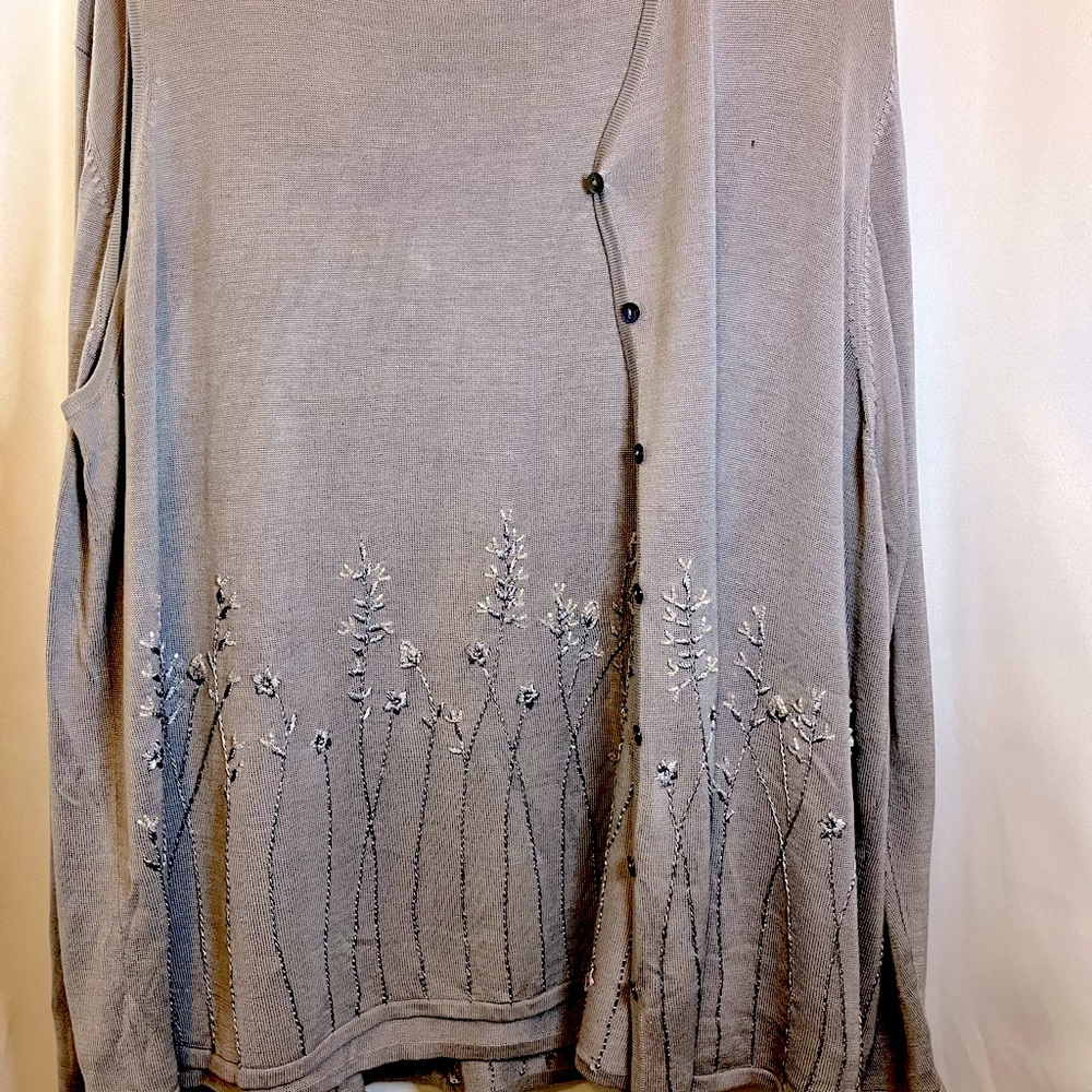 Lord and Taylor American Woman gray beaded and embroidered twin sweater set 3x